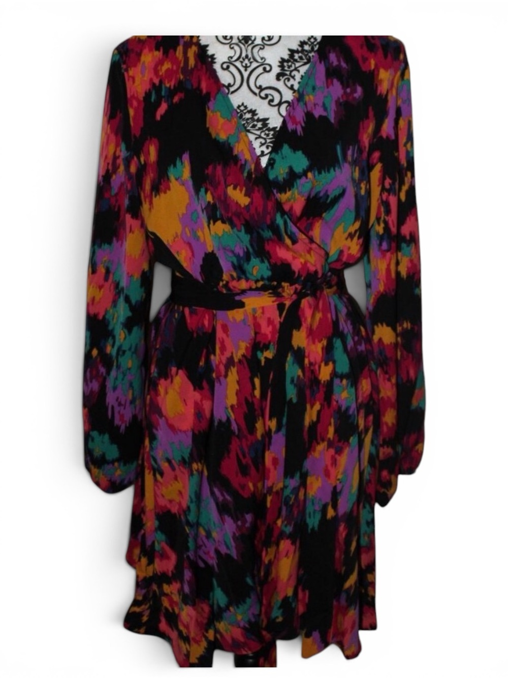 Frenchy V-neck Lantern Sleeves Colorful Print Flowy Size Large NWT's